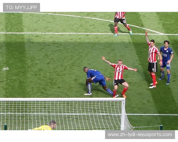 足球比赛中的进攻布局与防守压迫